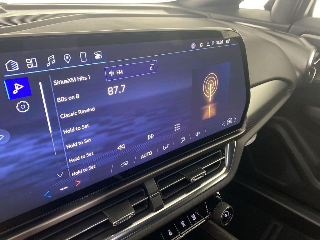 used 2025 Chevrolet Equinox EV car, priced at $22,700