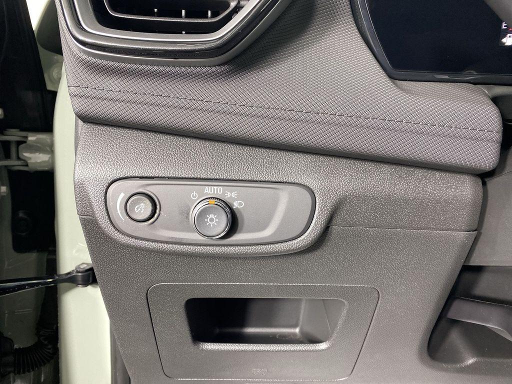 new 2026 Chevrolet TrailBlazer car, priced at $25,880