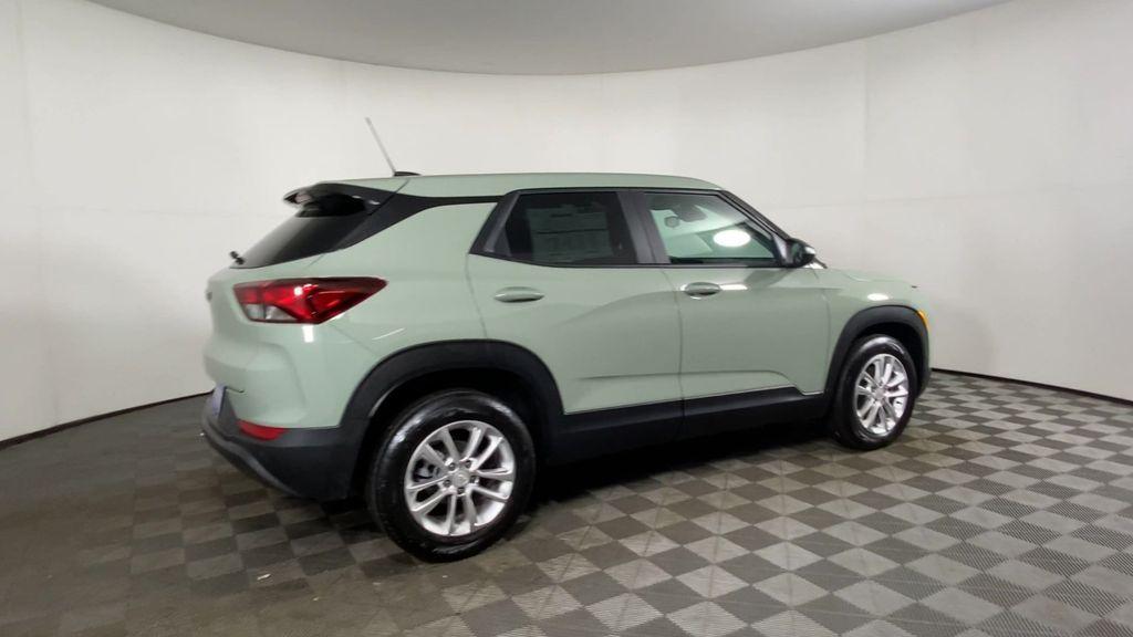 new 2026 Chevrolet TrailBlazer car, priced at $25,880