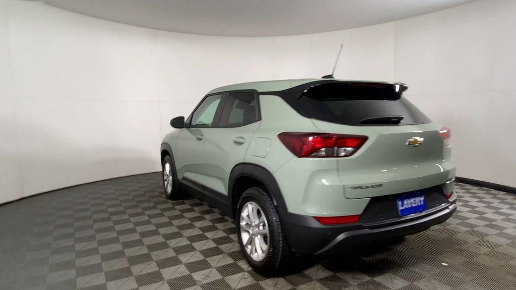 new 2026 Chevrolet TrailBlazer car, priced at $25,880