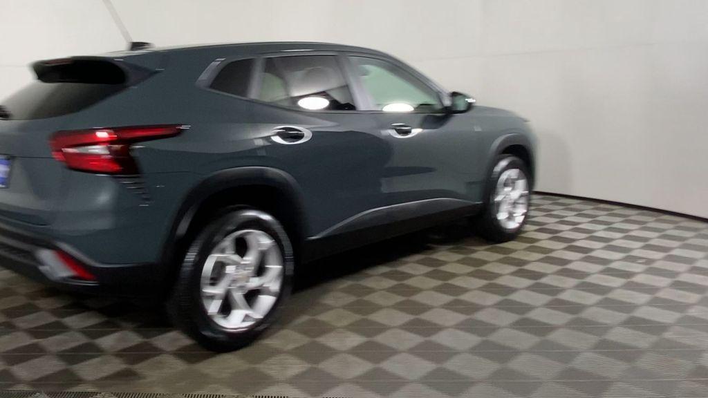 new 2026 Chevrolet Trax car, priced at $24,885