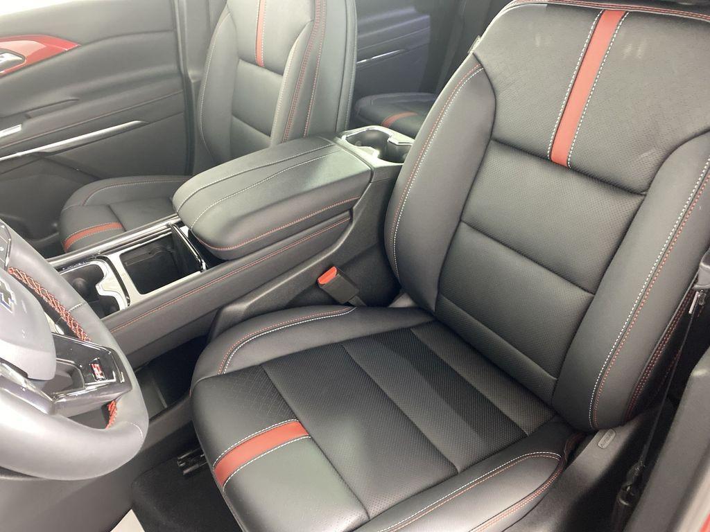 new 2026 Chevrolet Traverse car, priced at $58,390