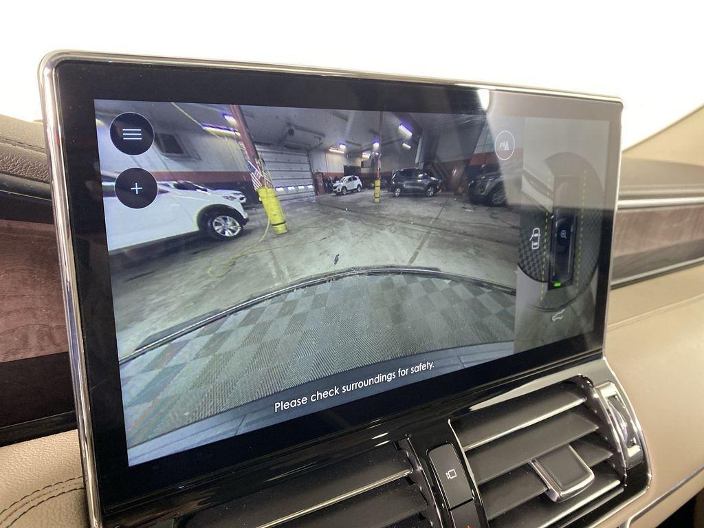 used 2022 Lincoln Navigator car, priced at $54,000