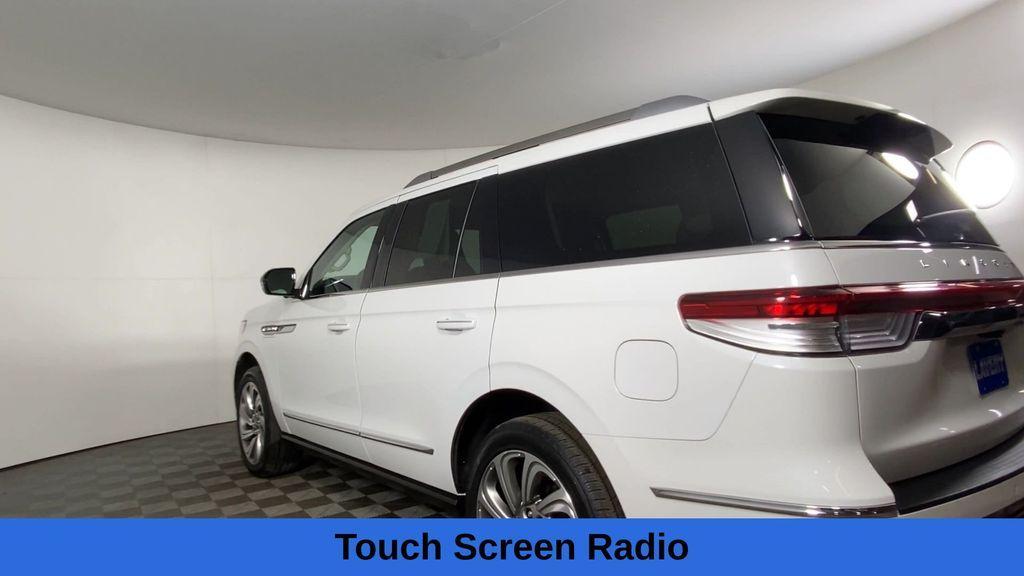 used 2022 Lincoln Navigator car, priced at $54,000