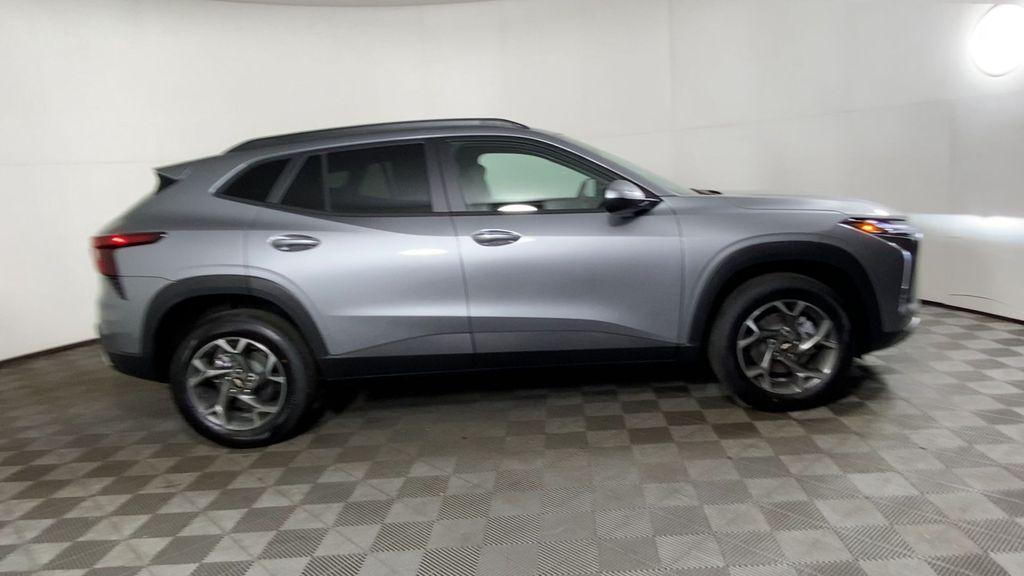 new 2026 Chevrolet Trax car, priced at $26,125