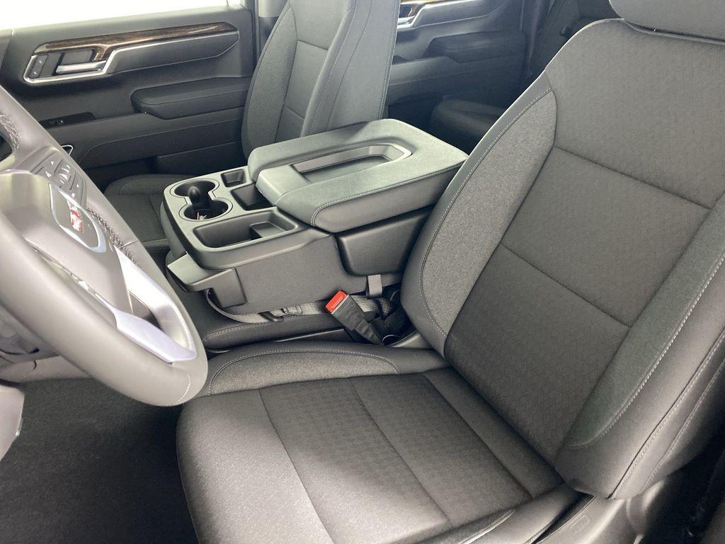 used 2025 GMC Sierra 1500 car, priced at $44,500