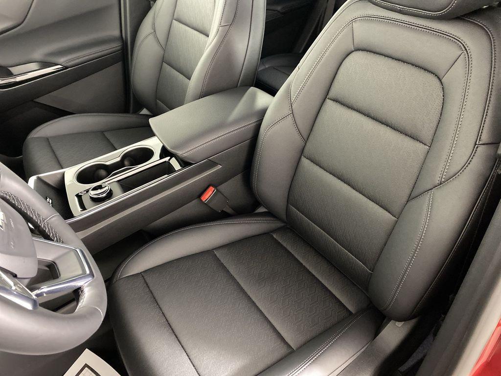 new 2026 Chevrolet Equinox car, priced at $33,280