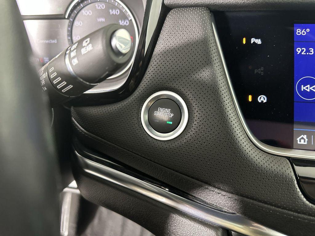 used 2023 Cadillac XT5 car, priced at $31,000