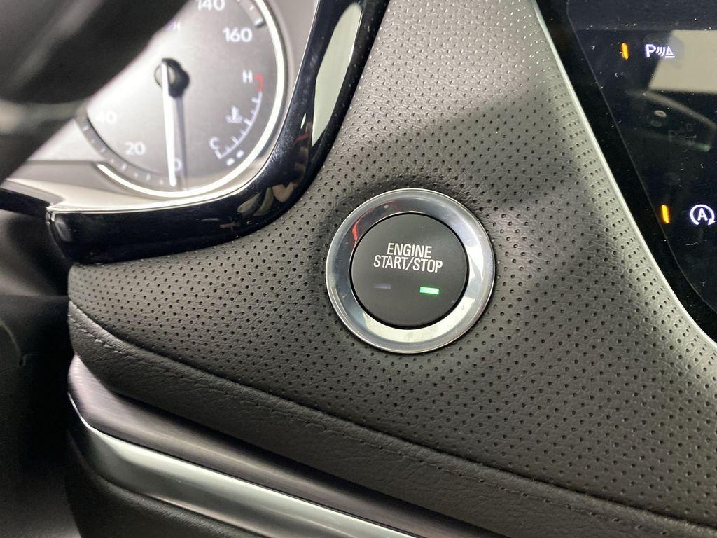 new 2025 Cadillac XT5 car, priced at $47,030