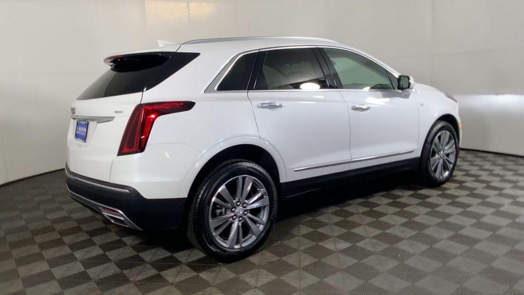 new 2025 Cadillac XT5 car, priced at $53,740