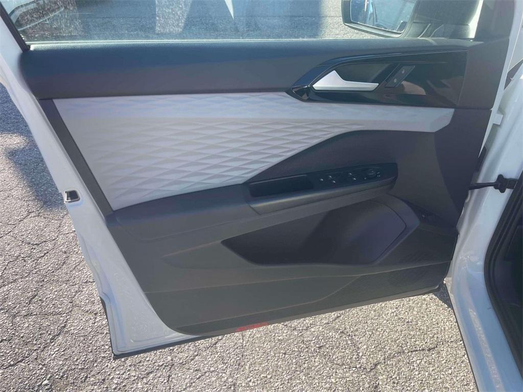 used 2022 Volkswagen Taos car, priced at $18,500