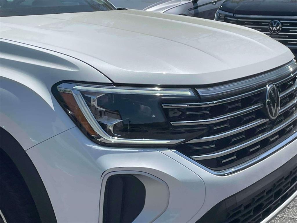 new 2024 Volkswagen Atlas car, priced at $47,891