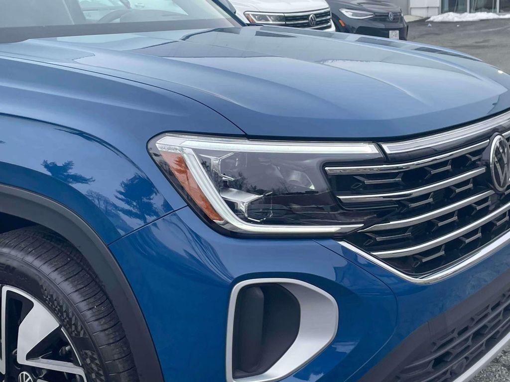 new 2025 Volkswagen Atlas car, priced at $46,327