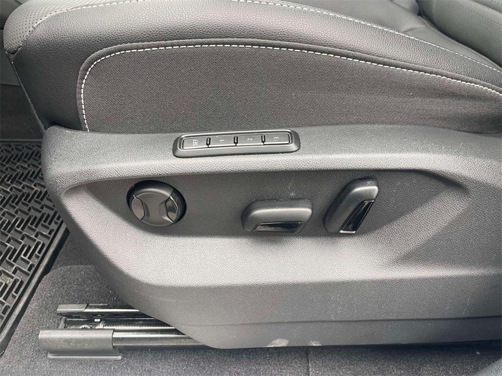 new 2025 Volkswagen Atlas car, priced at $41,827