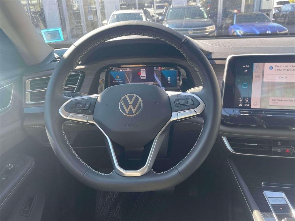 new 2024 Volkswagen Atlas car, priced at $47,894