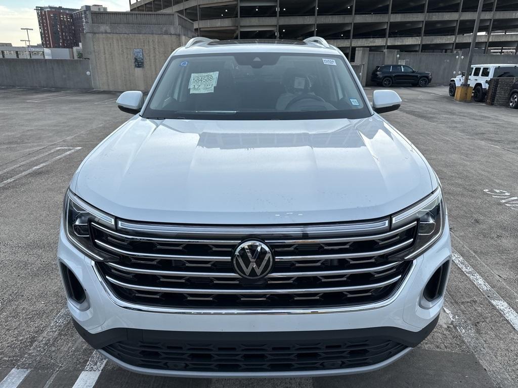new 2024 Volkswagen Atlas car, priced at $47,701
