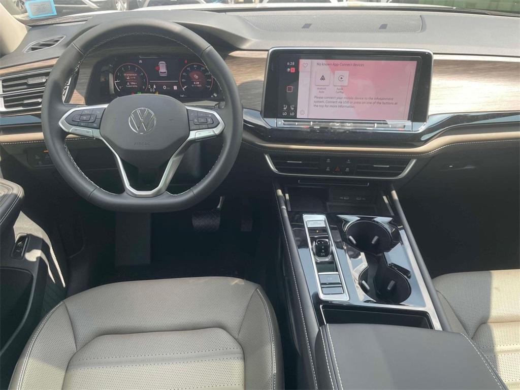 new 2024 Volkswagen Atlas car, priced at $42,701