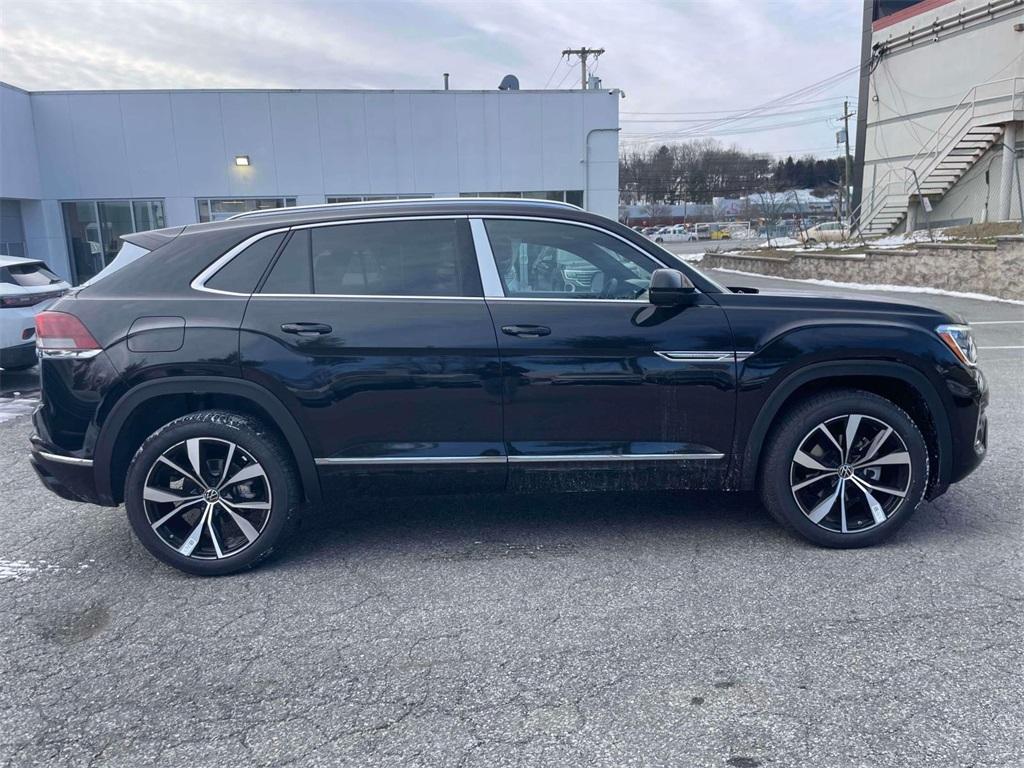 new 2026 Volkswagen Atlas Cross Sport car, priced at $53,196