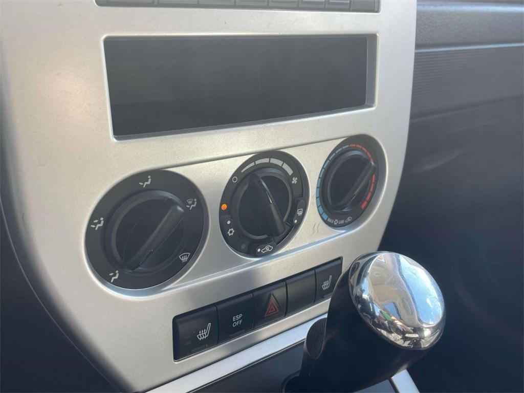 2008 Steel Blue Clearcoat Metallic Jeep Patriot