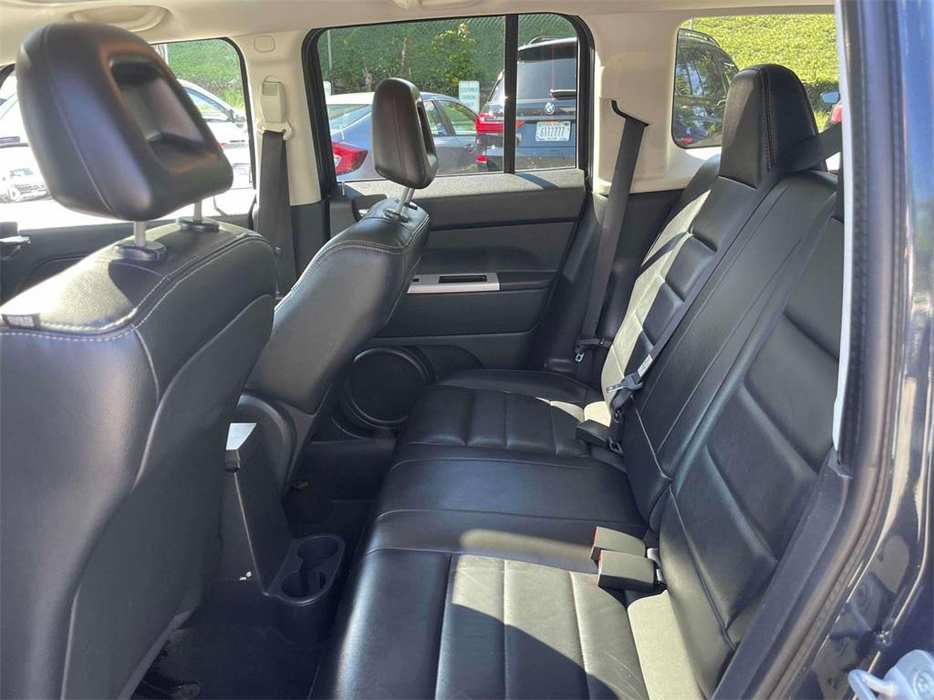 2008 Steel Blue Clearcoat Metallic Jeep Patriot
