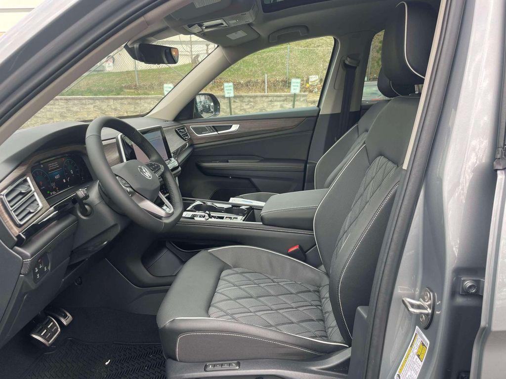 new 2026 Volkswagen Atlas car, priced at $42,783