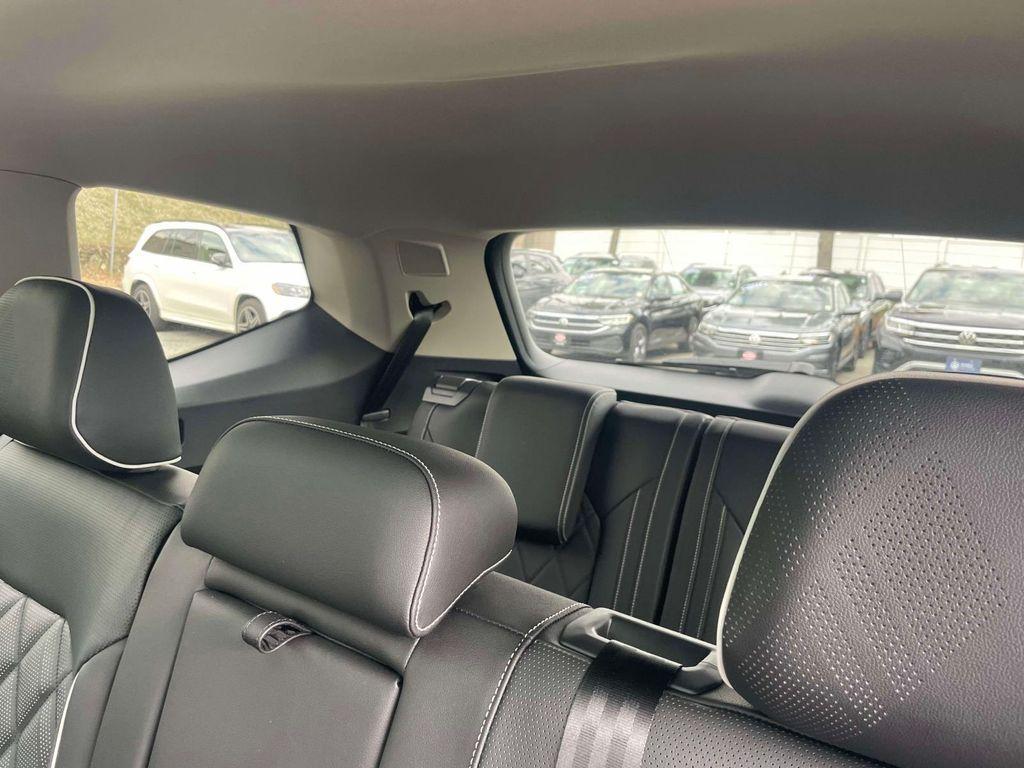 new 2026 Volkswagen Atlas car, priced at $42,783