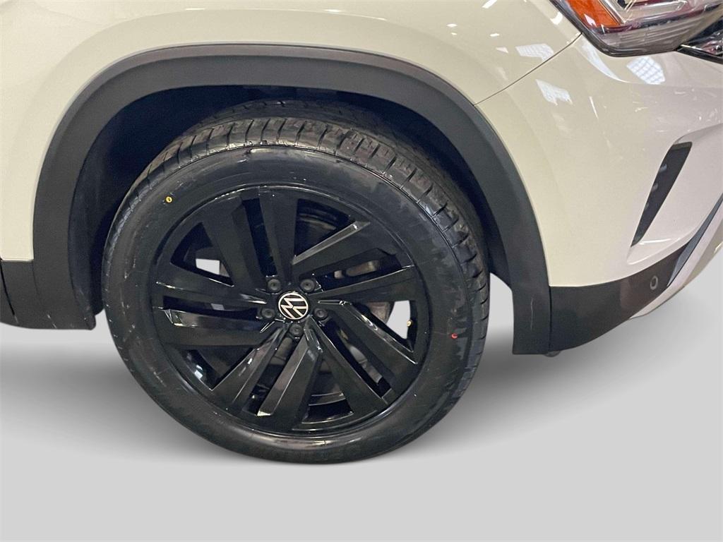 used 2020 Volkswagen Atlas Cross Sport car, priced at $19,900