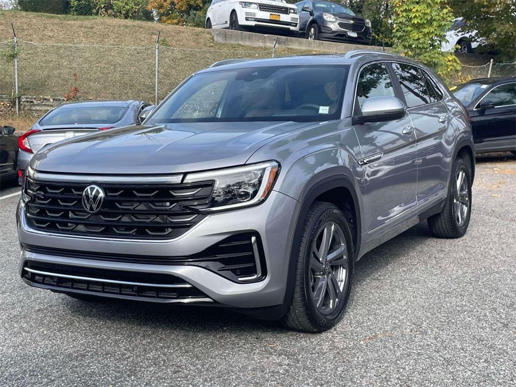 new 2026 Volkswagen Atlas Cross Sport car, priced at $54,082
