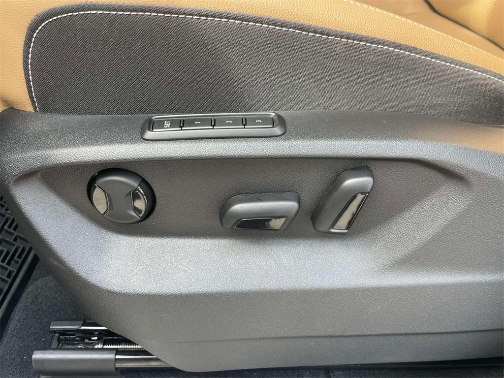 new 2026 Volkswagen Atlas Cross Sport car, priced at $54,082