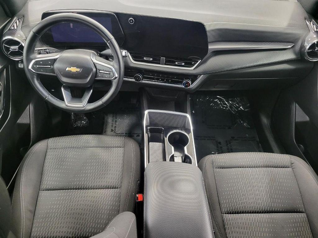 used 2025 Chevrolet Equinox car, priced at $25,962