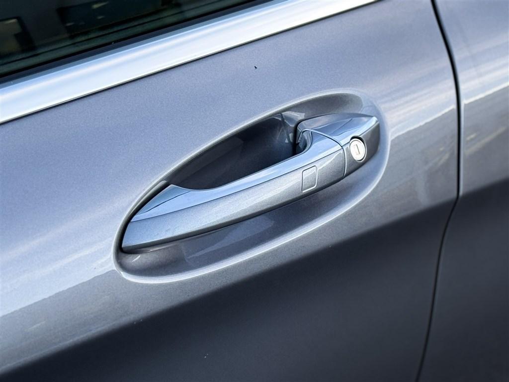 used 2018 Mercedes-Benz GLA 250 car, priced at $13,998