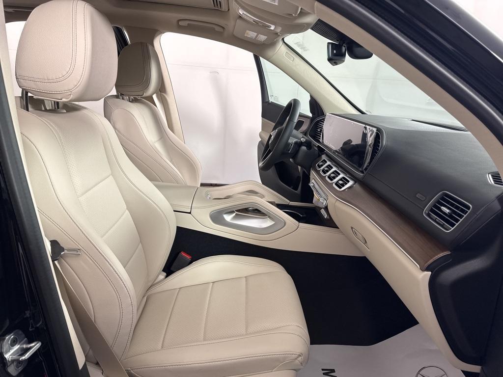 new 2026 Mercedes-Benz GLE 350 car, priced at $68,715