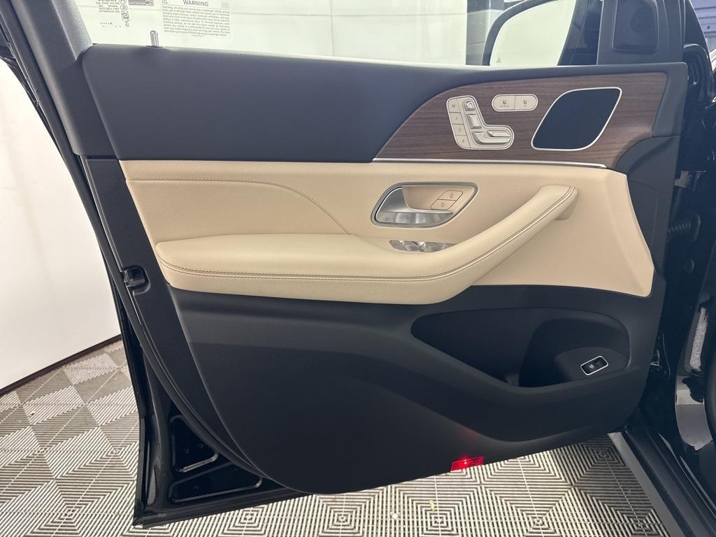 new 2026 Mercedes-Benz GLE 350 car, priced at $68,715
