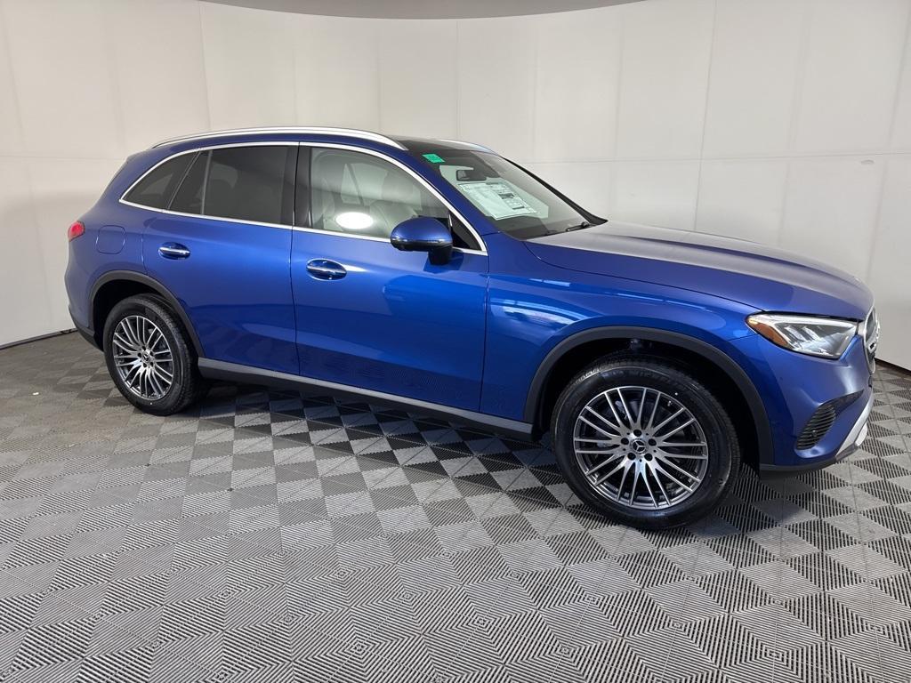 new 2026 Mercedes-Benz GLC 300 car, priced at $59,095