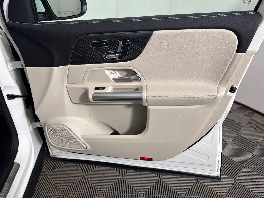 used 2025 Mercedes-Benz GLA 250 car, priced at $39,966