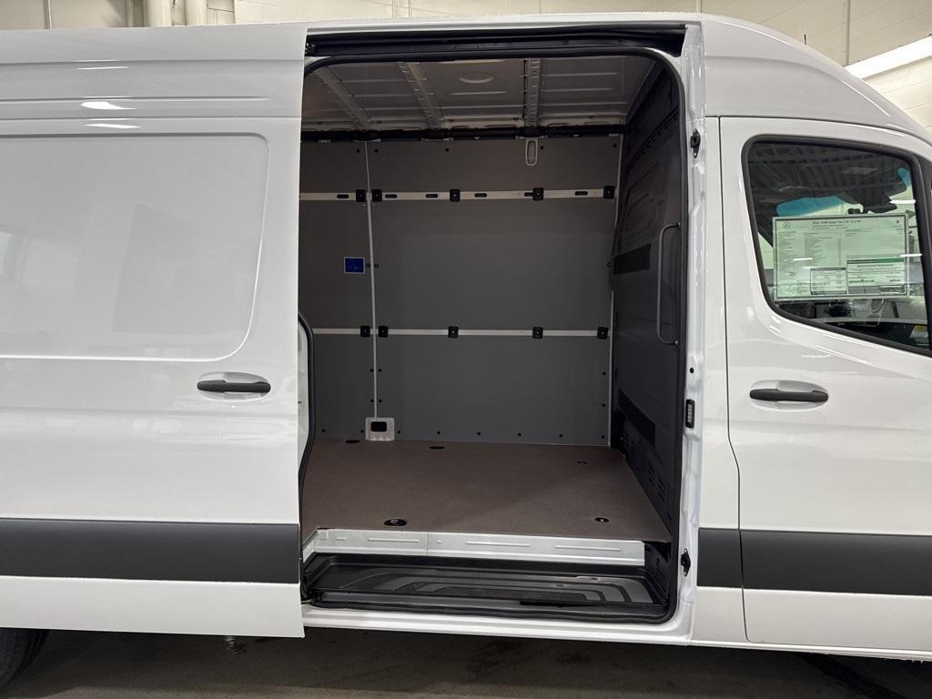 new 2026 Mercedes-Benz Sprinter 2500 car, priced at $73,924