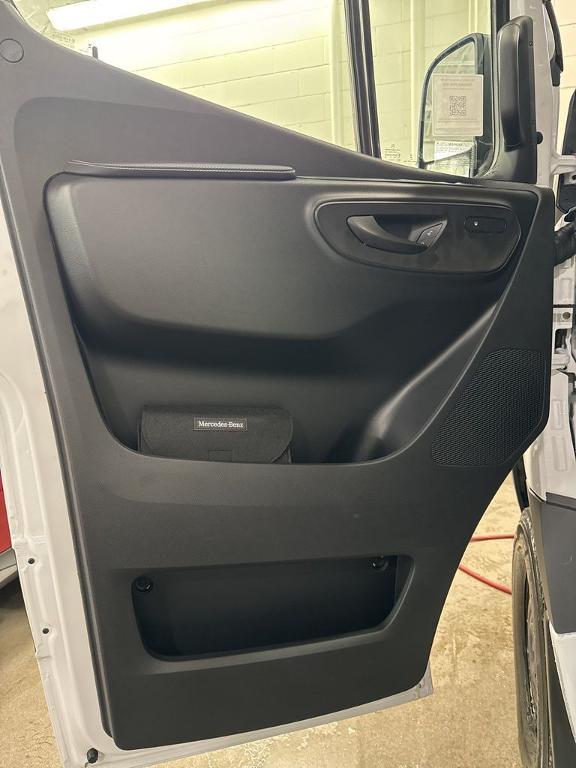 new 2026 Mercedes-Benz Sprinter 2500 car, priced at $77,896