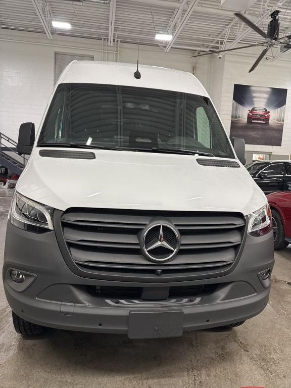 new 2026 Mercedes-Benz Sprinter 2500 car, priced at $77,896