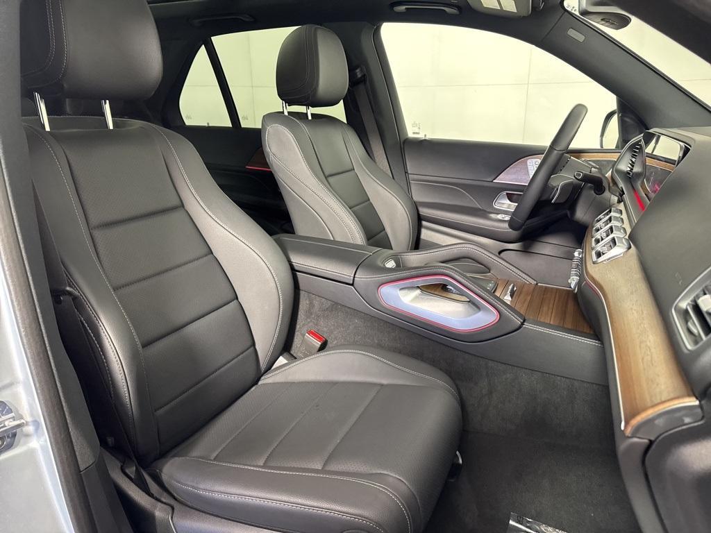 used 2025 Mercedes-Benz GLE 450e car, priced at $67,998
