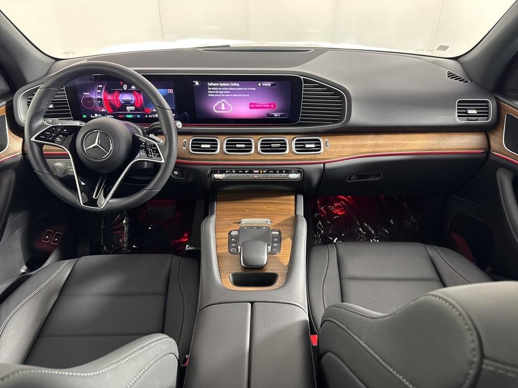 used 2025 Mercedes-Benz GLE 450e car, priced at $67,998
