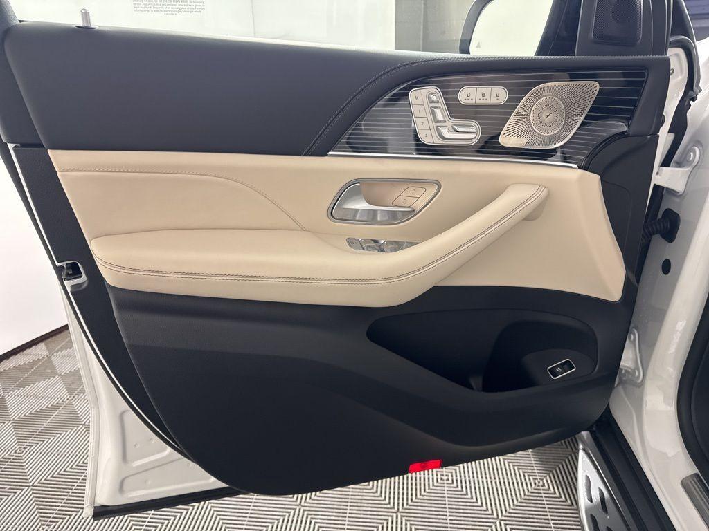 new 2026 Mercedes-Benz AMG GLE 63 car, priced at $144,200