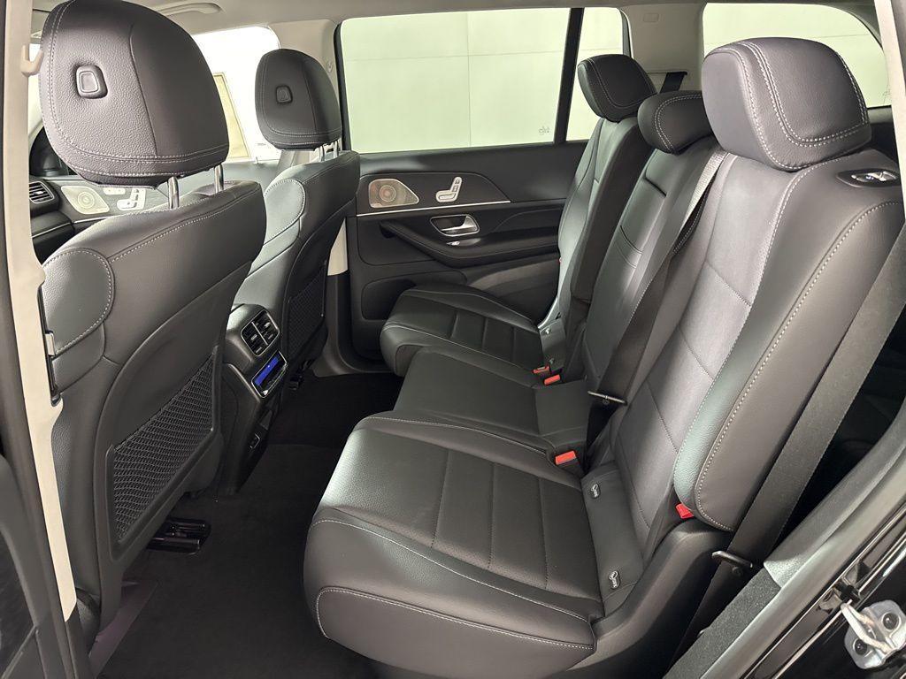 new 2026 Mercedes-Benz GLS 450 car, priced at $98,550