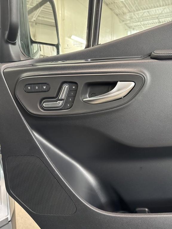new 2026 Mercedes-Benz Sprinter 2500 car, priced at $84,923
