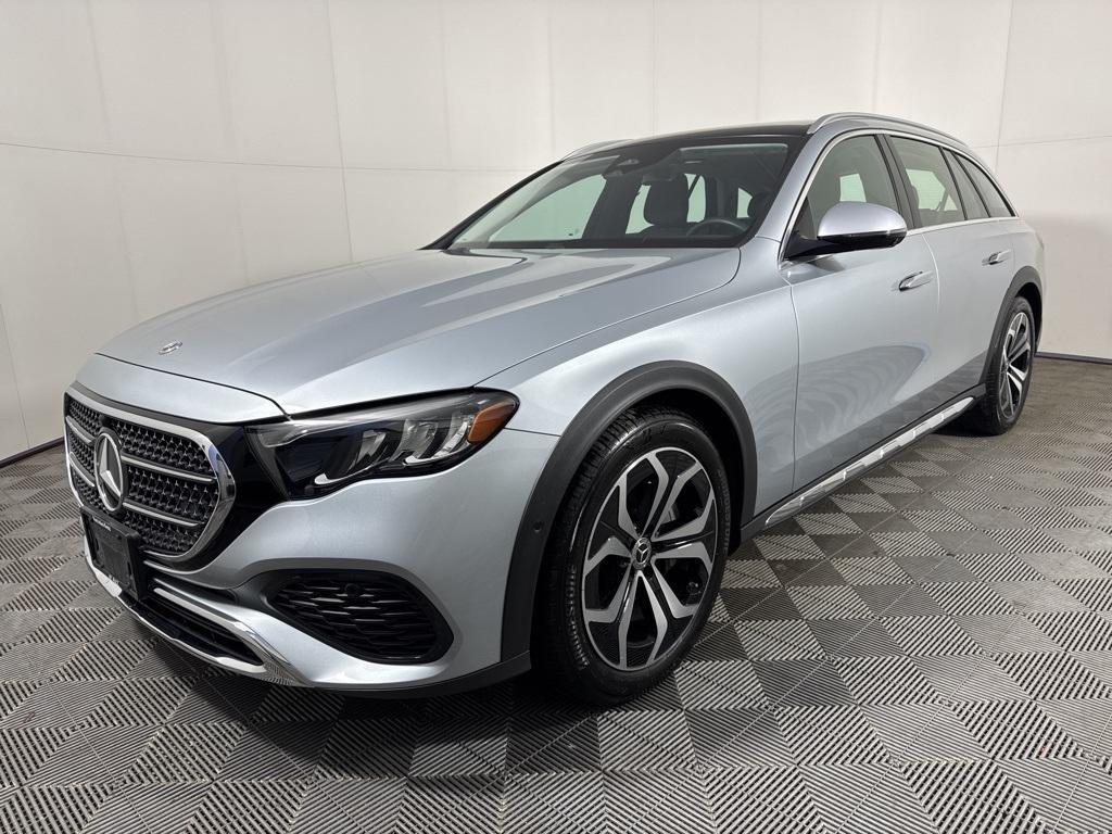 used 2025 Mercedes-Benz E-Class car, priced at $71,992