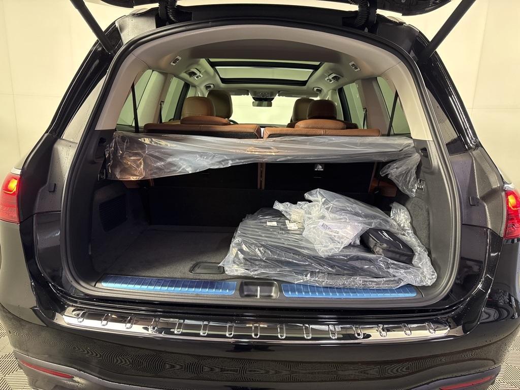 new 2026 Mercedes-Benz GLS 580 car, priced at $123,120