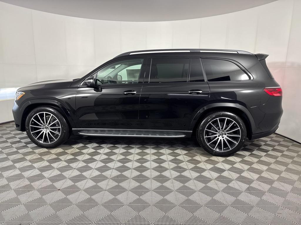 new 2026 Mercedes-Benz GLS 580 car, priced at $123,120