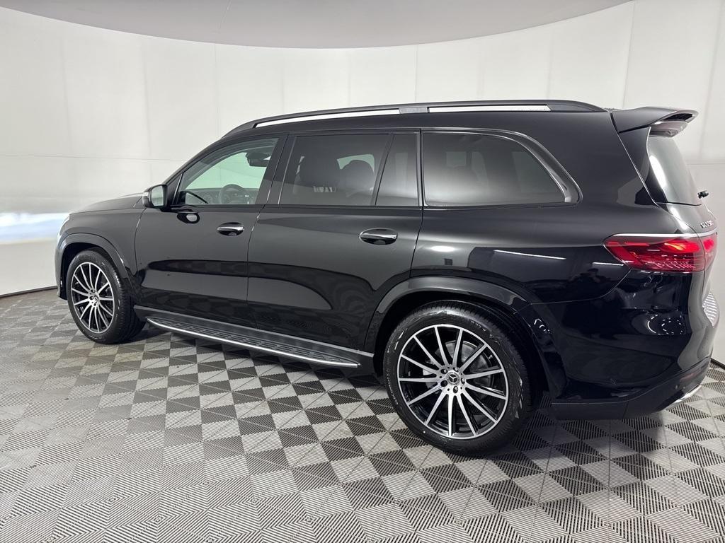 new 2026 Mercedes-Benz GLS 580 car, priced at $123,120