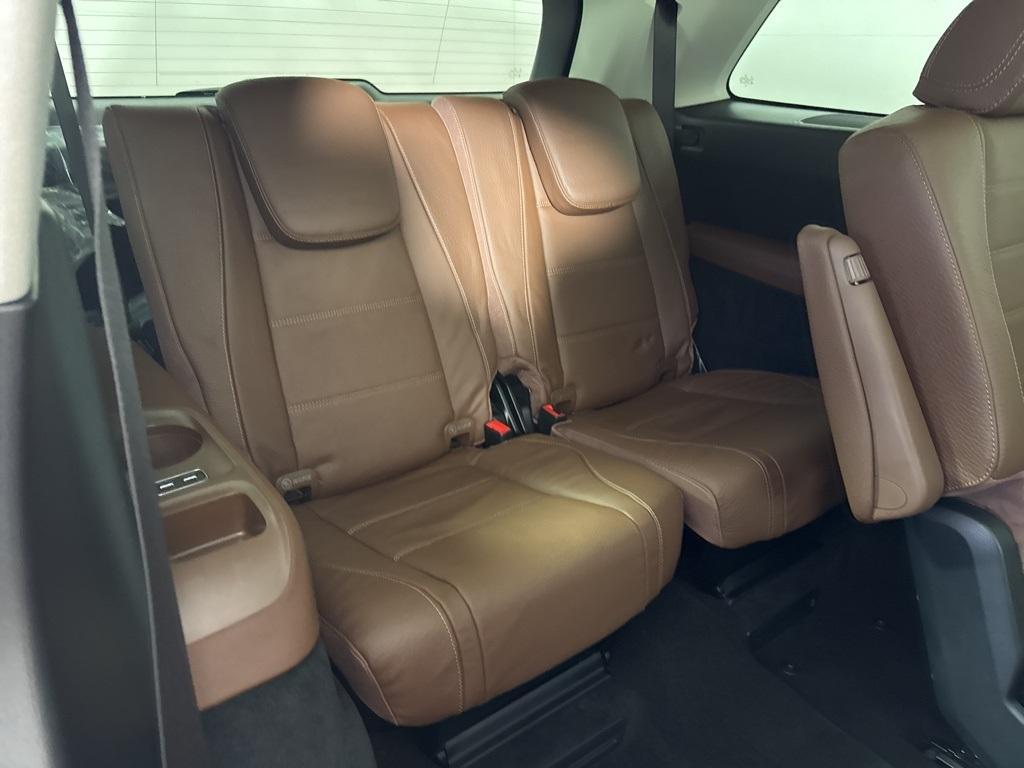 new 2026 Mercedes-Benz GLS 580 car, priced at $123,120