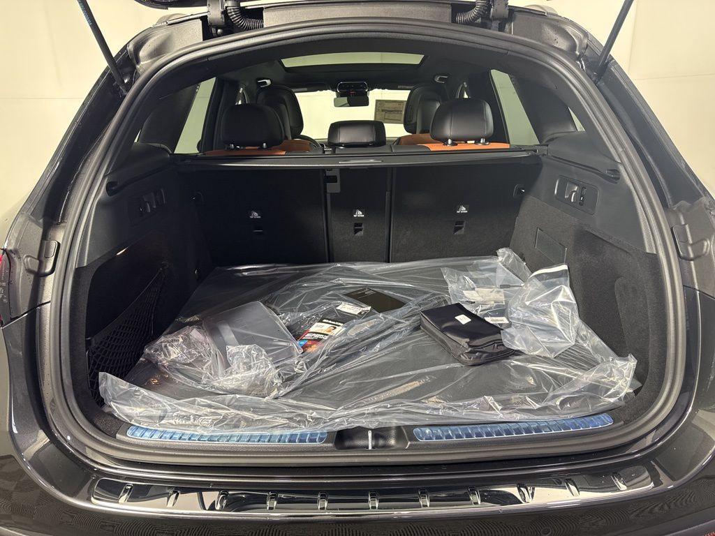 new 2026 Mercedes-Benz GLC 300 car, priced at $62,750