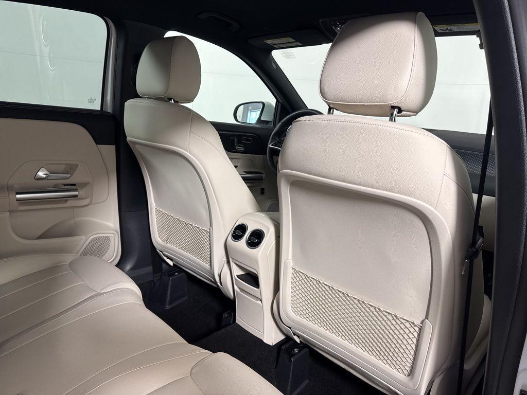 used 2025 Mercedes-Benz GLA 250 car, priced at $40,703